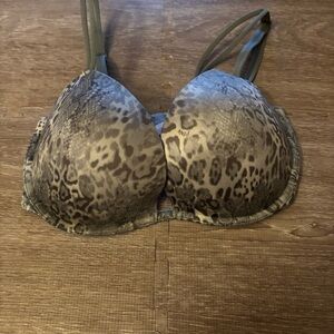 Victoria’s Secret PINK Heartbreaker Plunge Push-Up Bra Gray Leopard Size 34D